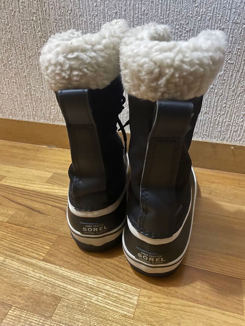 SOREL ファー付きウィンターブーツ 女性用 黒
