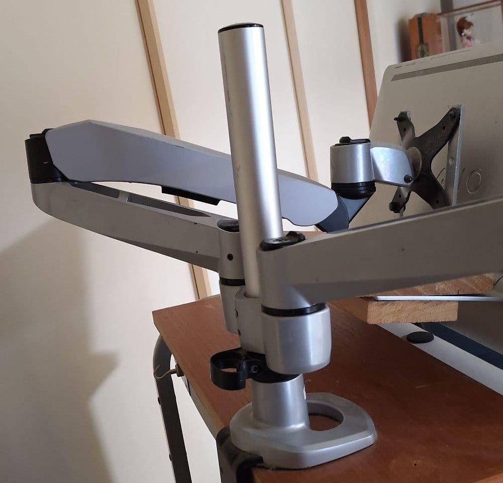 ⑦SANWA SUPPLY CR-LA1007 デュアルモニターアーム