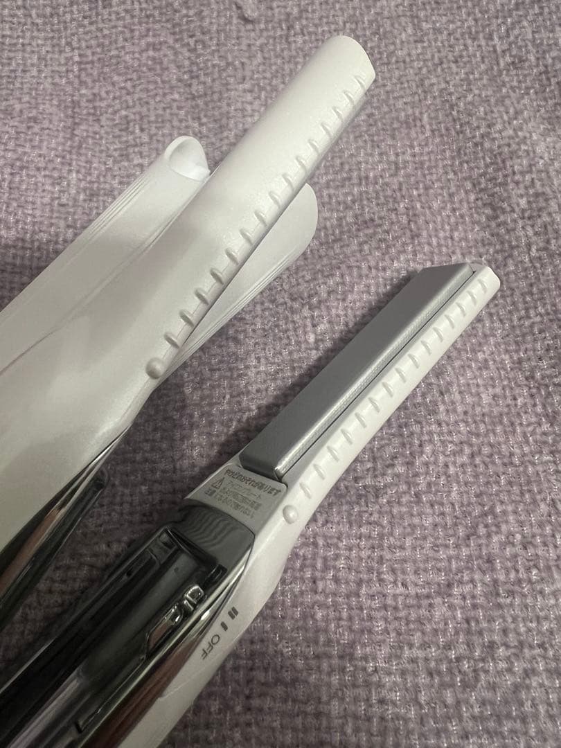 リファ　コードレス　ヘアアイロン