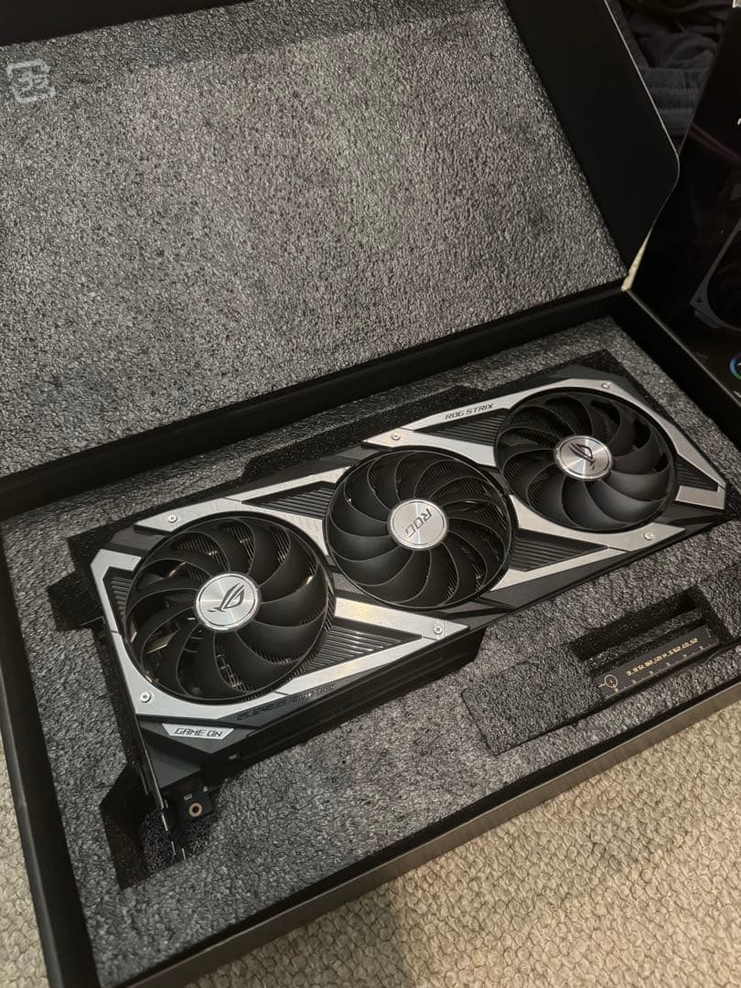 グラフィックボード・グラボ・ビデオカード ASUS NVIDIA GeForce RTX 3090