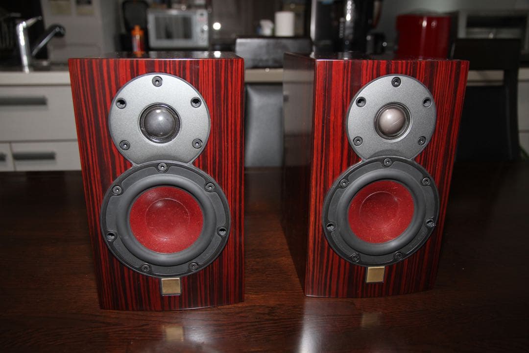 DALI 30周年ブックシェルフ「MENTOR MENUET SE」