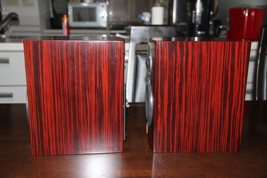 DALI 30周年ブックシェルフ「MENTOR MENUET SE」