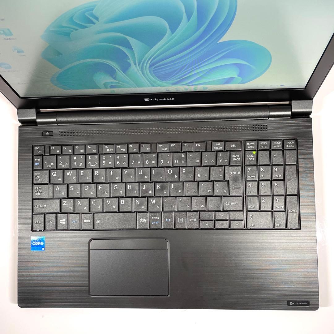 2021年製 テンキー 第11世代 SSD256GB dynabook VV4