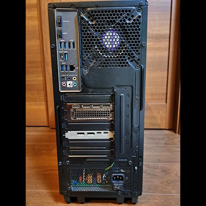 MouseComputer クリエイター向けパソコン DAIV Z7