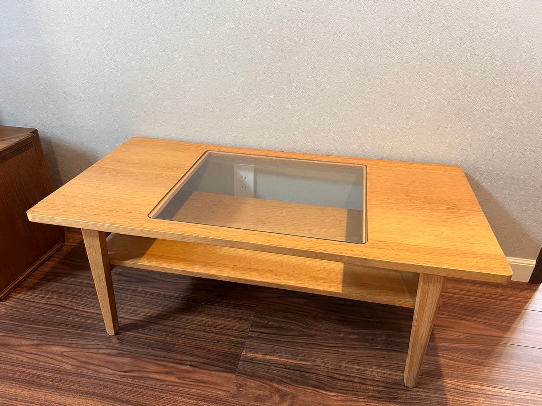 unico 木製センターテーブル ガラス天板付き