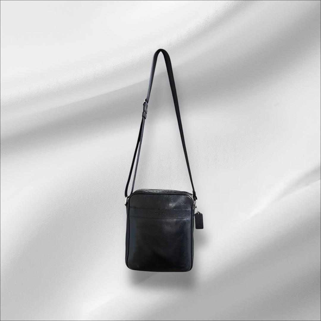 がん様　COACH コーチ レザー ショルダーバッグ メンズ