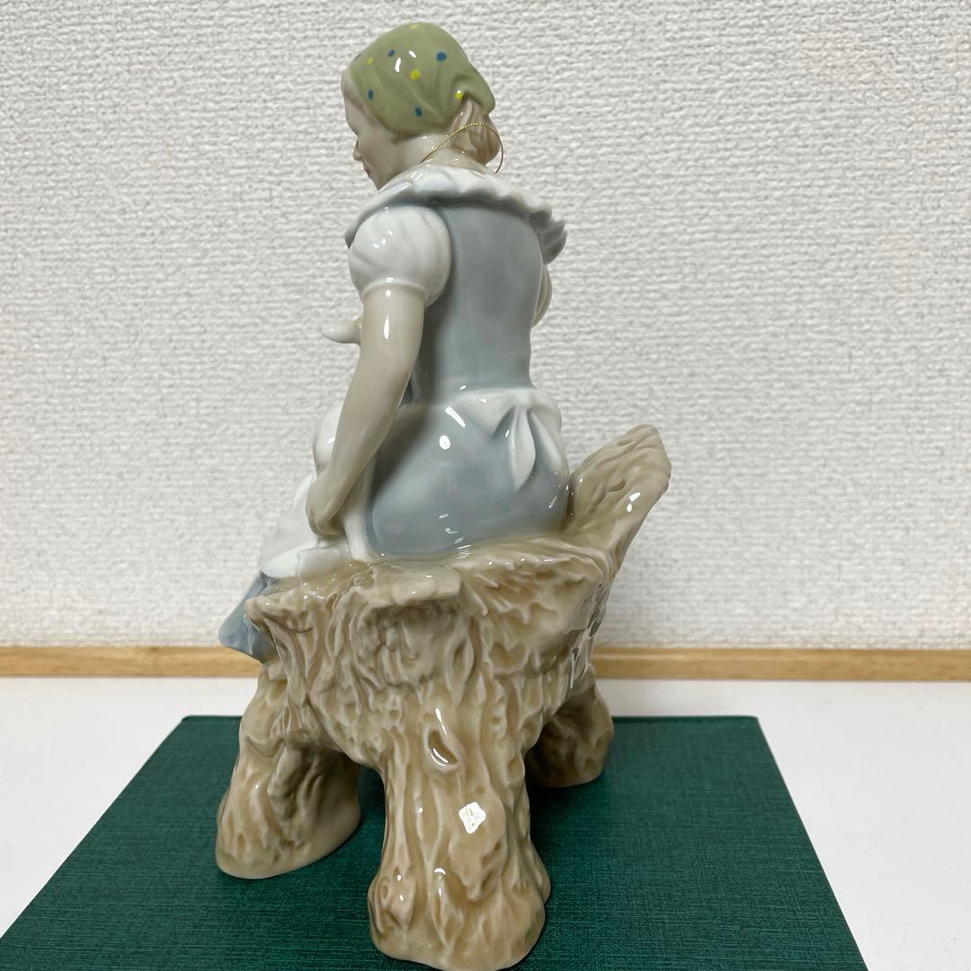 ＊SHEPHERDESS＊高さ２１cm・１９８７年・ ・