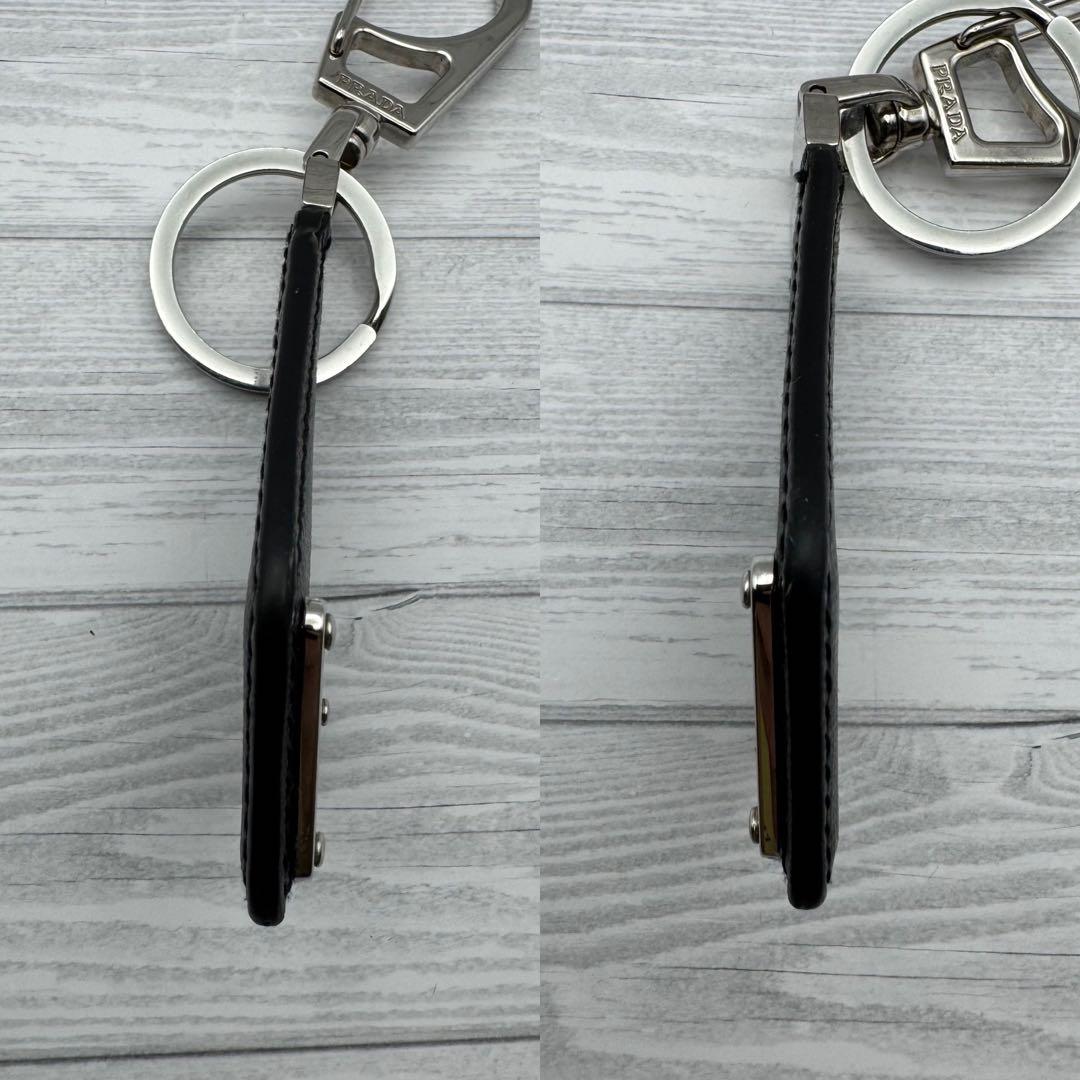 【極美品】プラダ キーリング キーホルダー 三角ロゴ サフィアーノレザー 黒