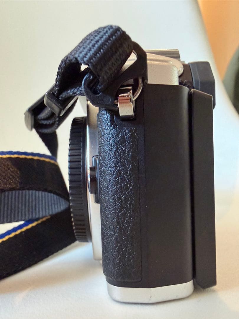 【美品・シャッター3637回】OM-D E-M10 Mark II ボディ