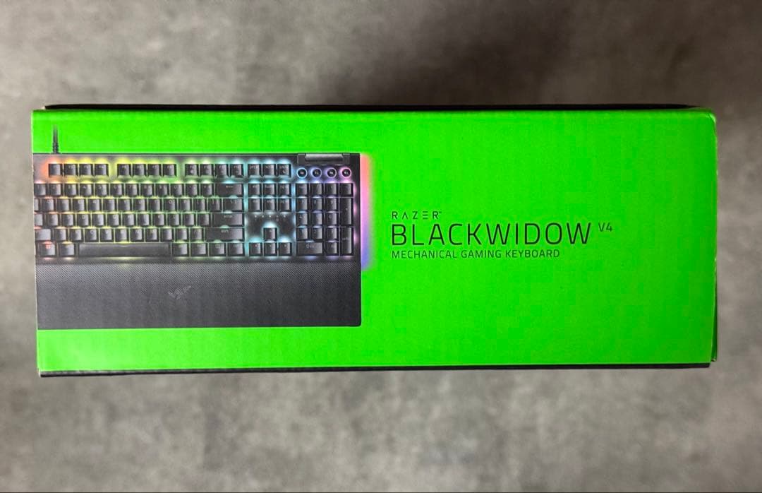 RAZERゲーミングキーボードリストレスト BlackWidow V4グリーン軸