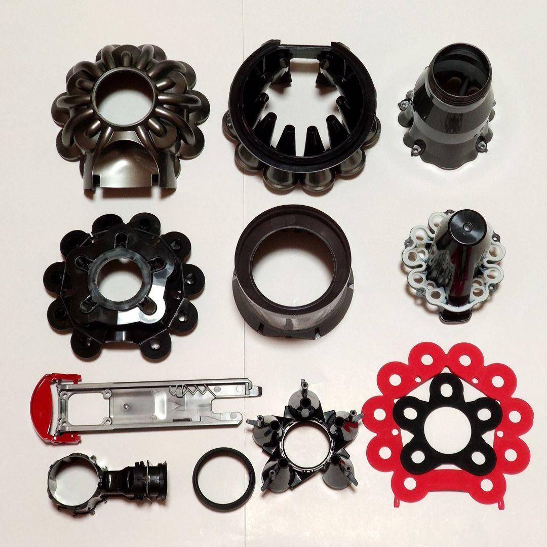 ダイソンV8 SV10 掃除機＋マキタ18vアダプターセット 分解清掃済み動作品