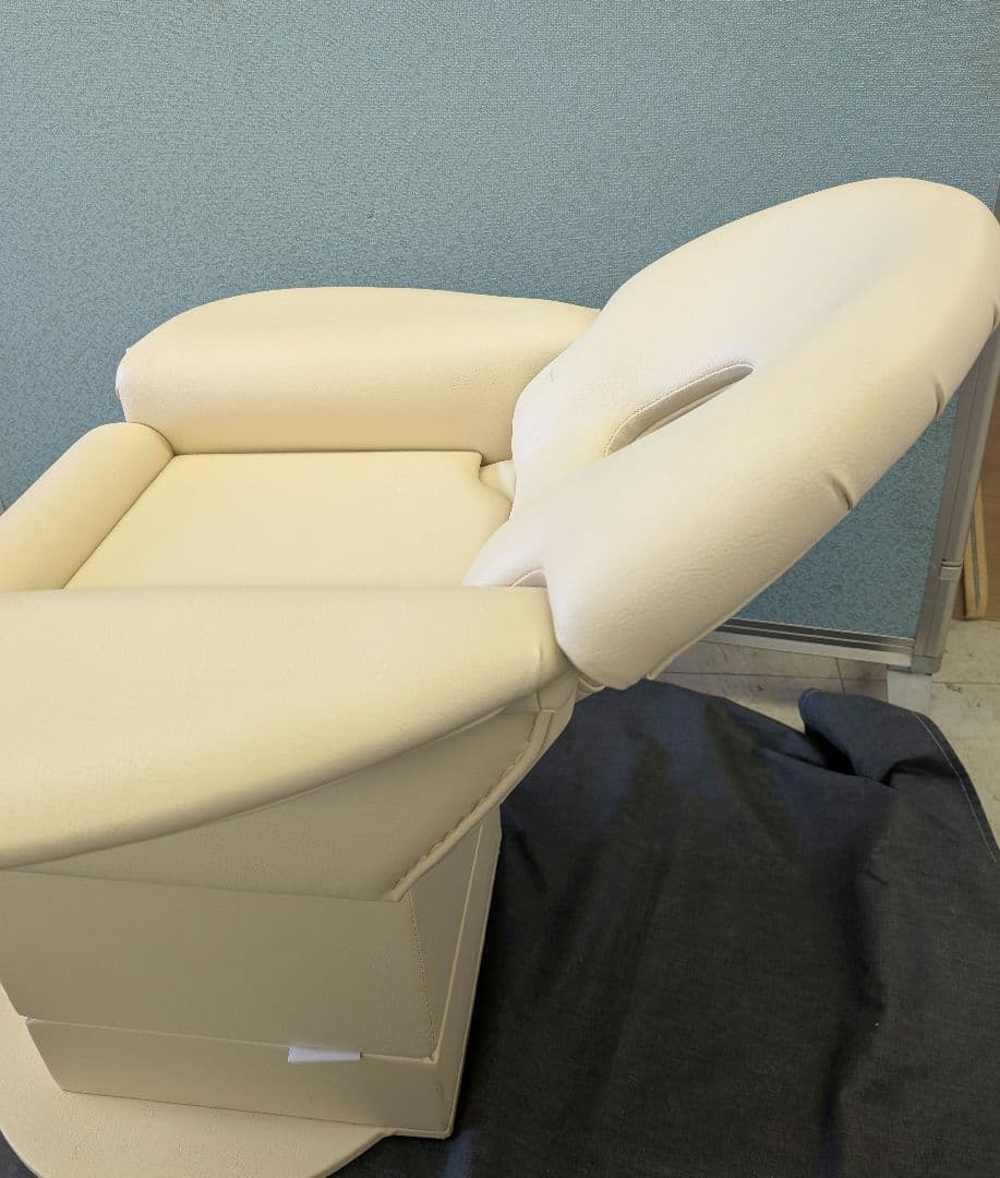 Ohyashoji ピヨ-P お宮参り•お食い初め撮影用椅子 写真館用 撮影椅子