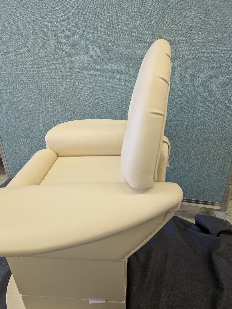 Ohyashoji ピヨ-P お宮参り•お食い初め撮影用椅子 写真館用 撮影椅子