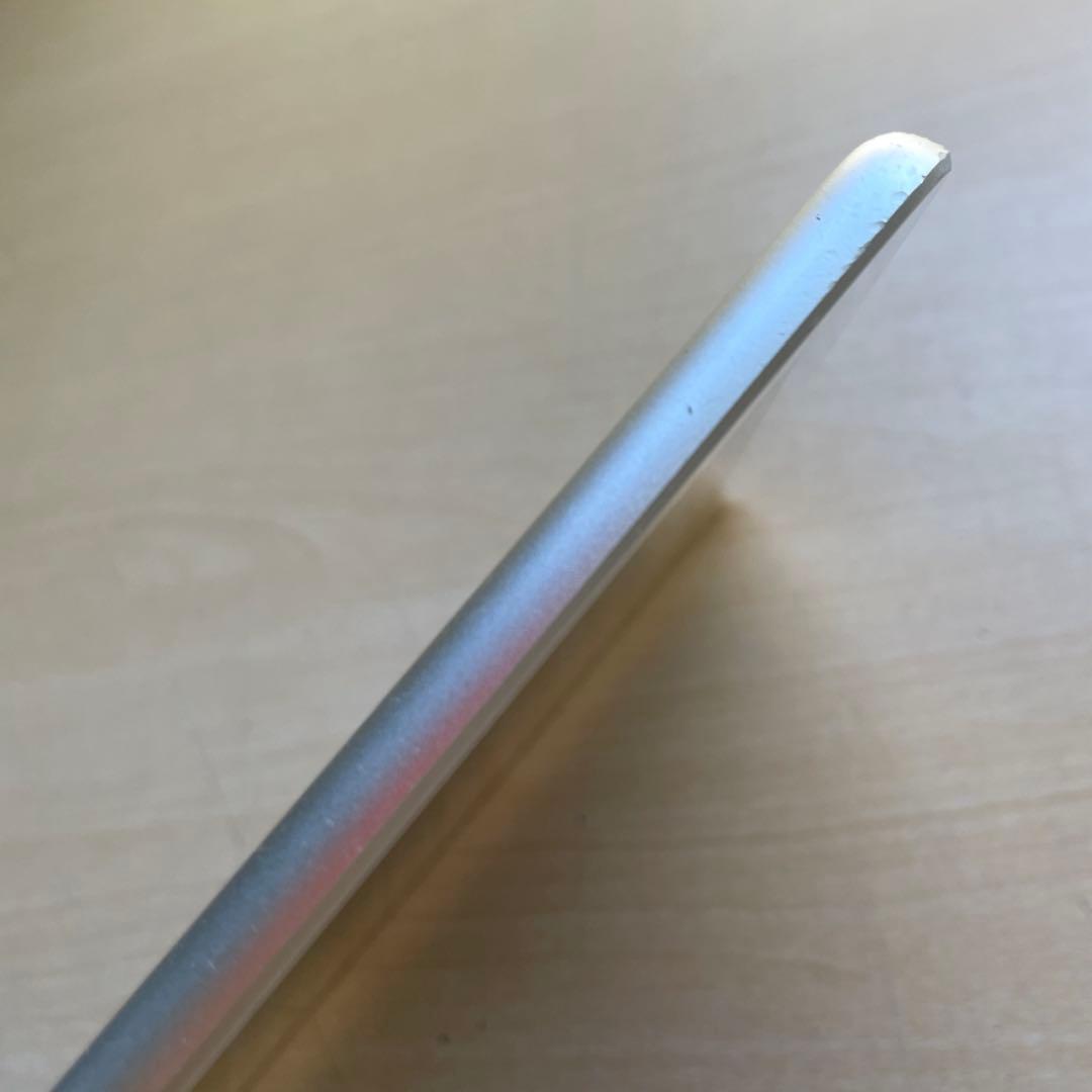 iPad 第6世代　A1893　Wi-Fiモデル　シルバー　32GB #7