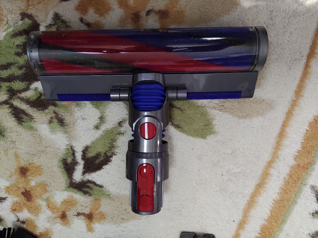 dyson v8 slim fluffy 中古清掃整備品