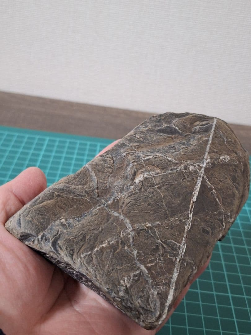 今回限り！徳島県産！カラフル水槽用石６個セット　阿波青石　チャート