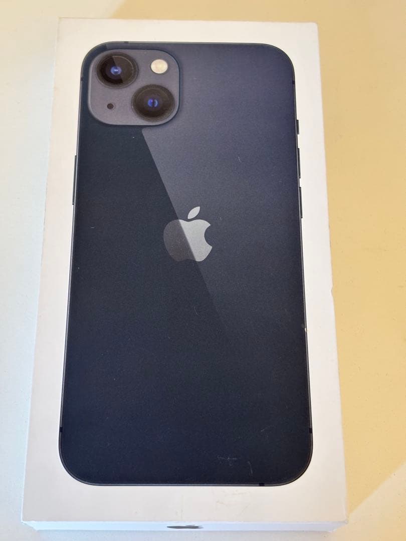 【ほぼ未使用】iPhone 13 128GB SIMフリー ミッドナイト 海外版