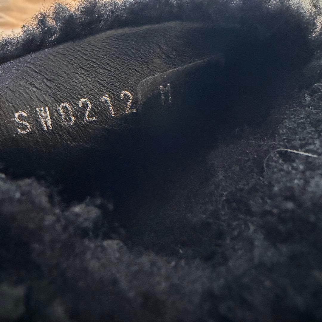 Louis Vuitton ファーサンダル ブラック・ホワイト　パセオライン