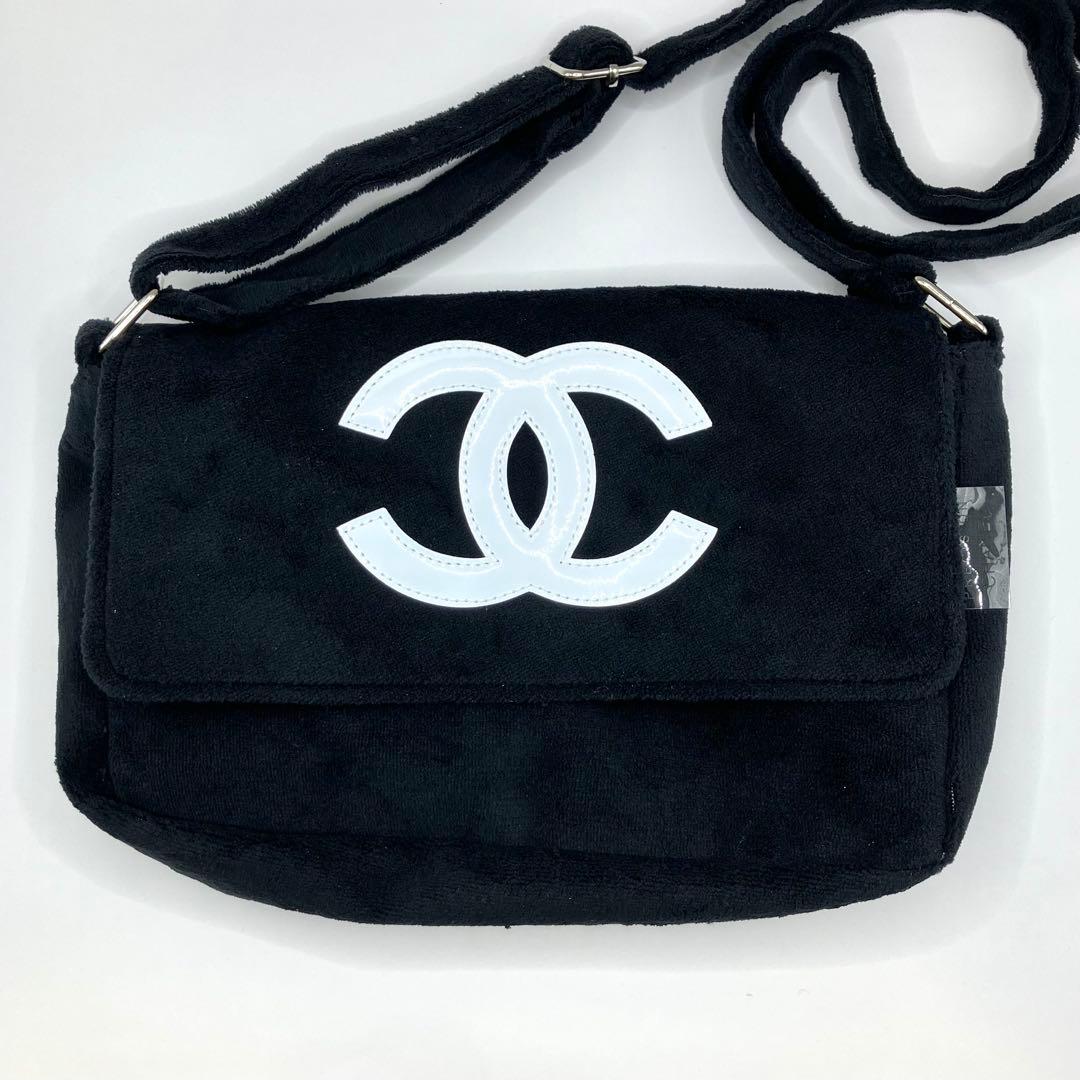 【美品】CHANEL シャネル　ノベルティ ショルダーバッグ　ハンドバッグ　黒