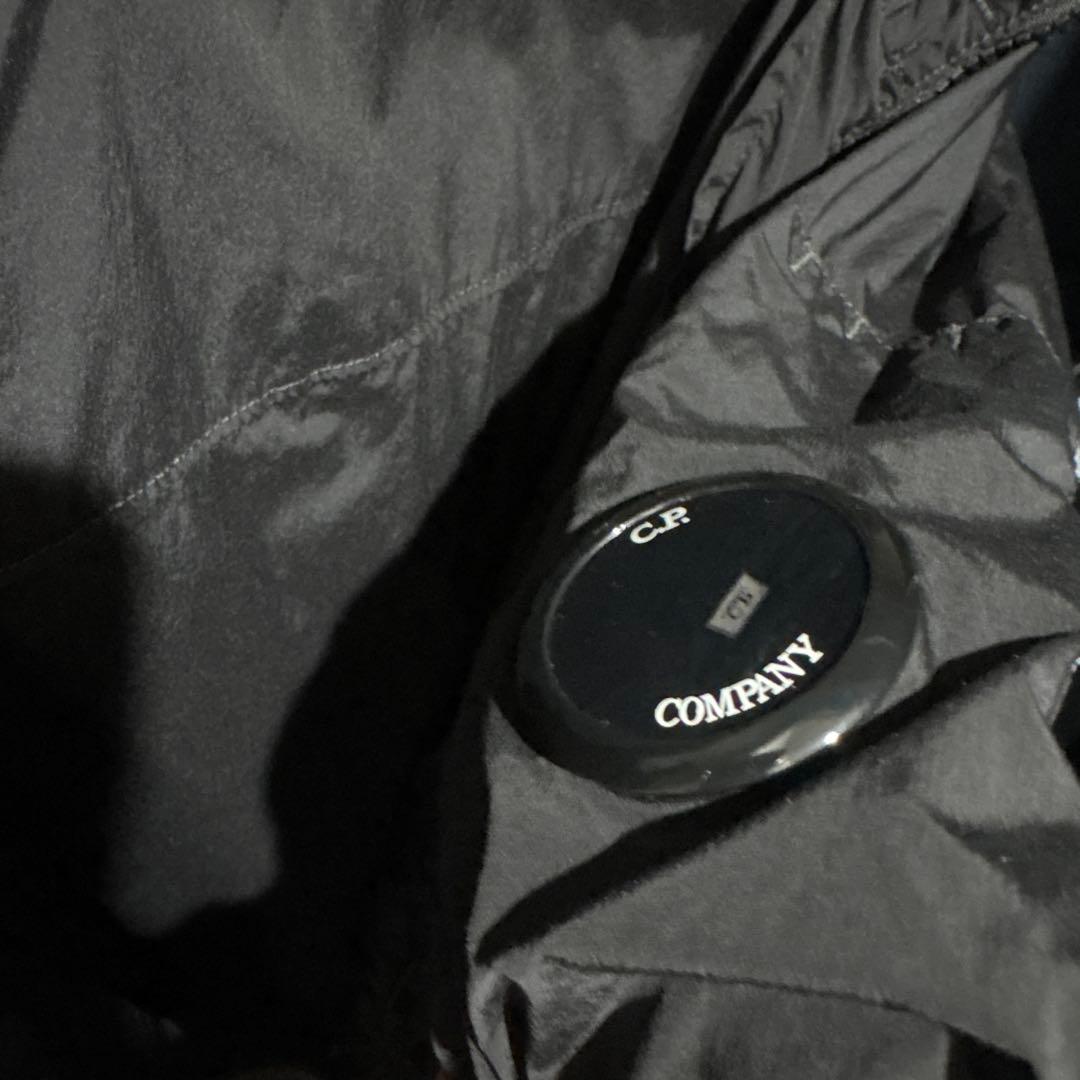C.P. COMPANY ブラックナイロンジャケット