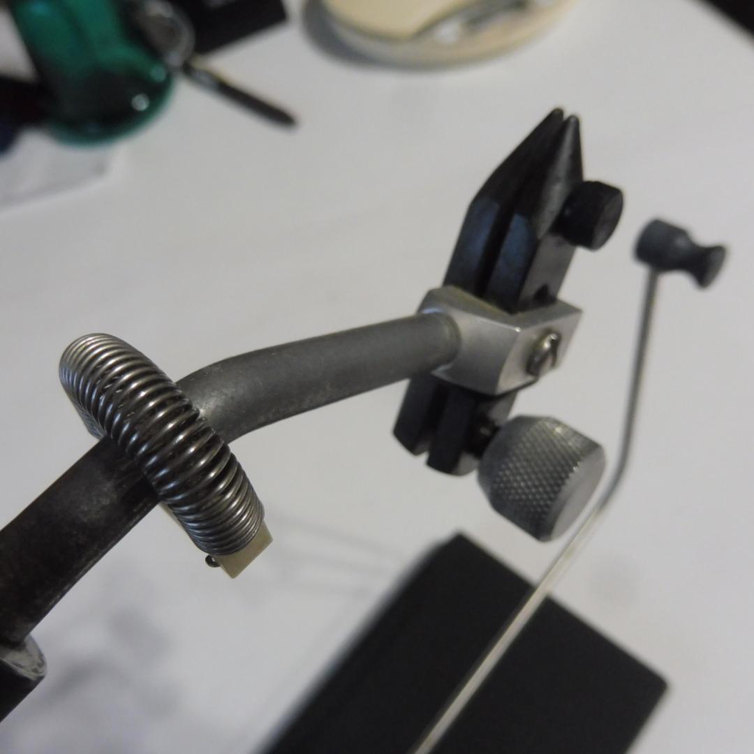 レンゼッティ RENZETTI フライタイイングバイス