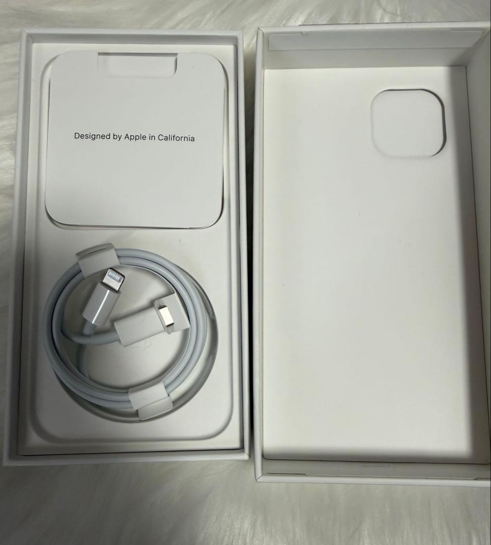 iPhone 13 128GB ホワイト 箱あり SIMフリー 初期化済み