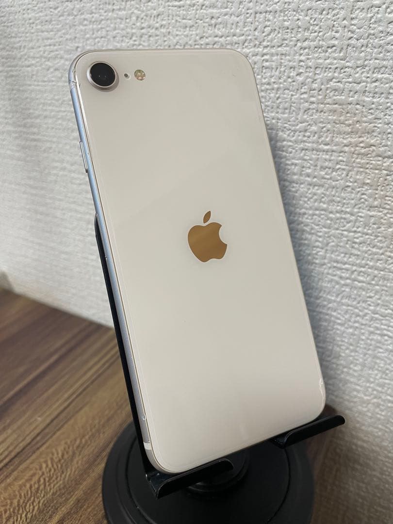 M4【即日発送】iPhoneSE(第3世代)スターライト 64GB