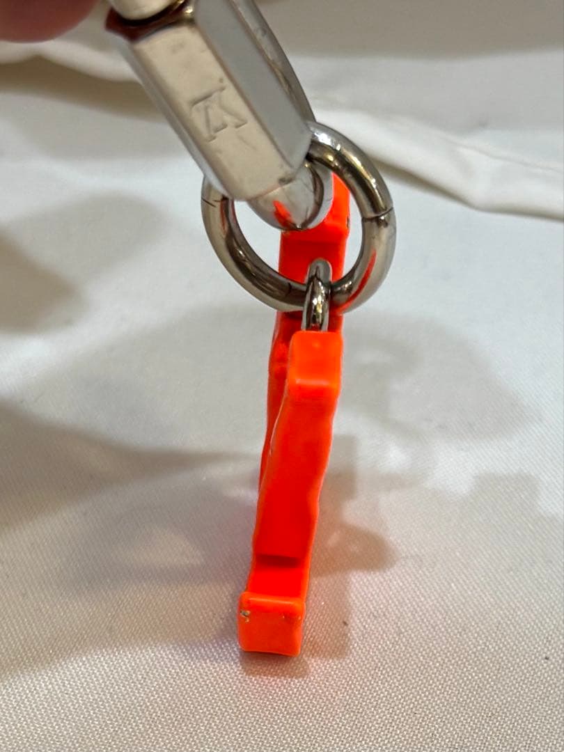 LOUIS VUITTON ポルトクレ LVシャープ キーホルダー キーリング