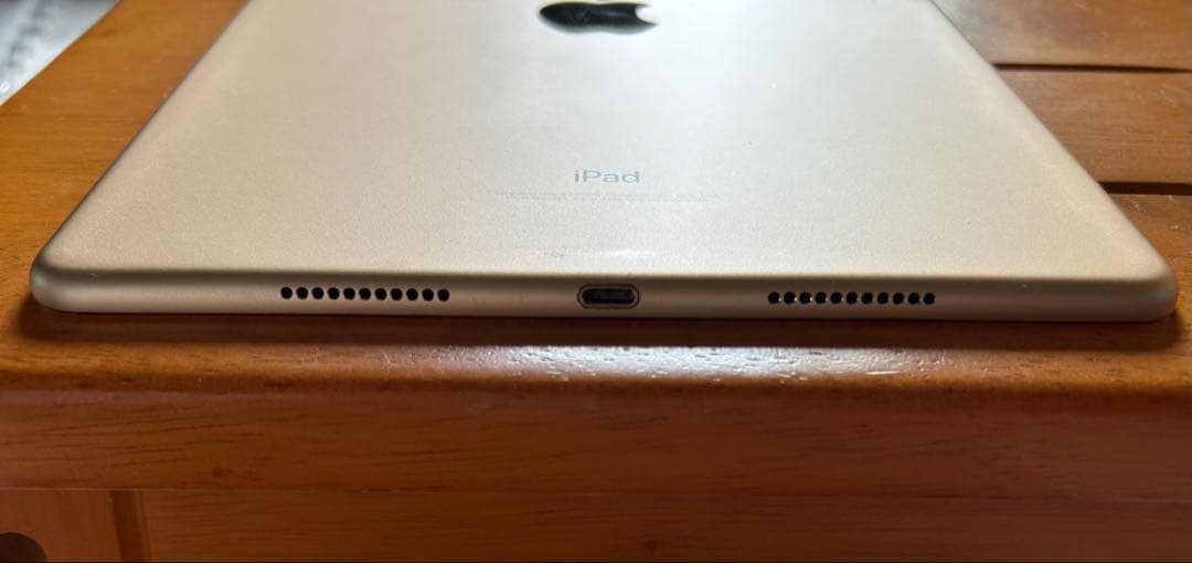 Apple iPad Pro 10.5 Cellularゴールド　256GB