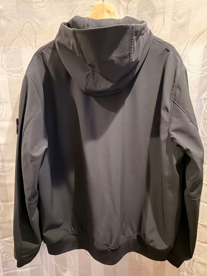 Stone  ライトソフトシェル フーディージャケット