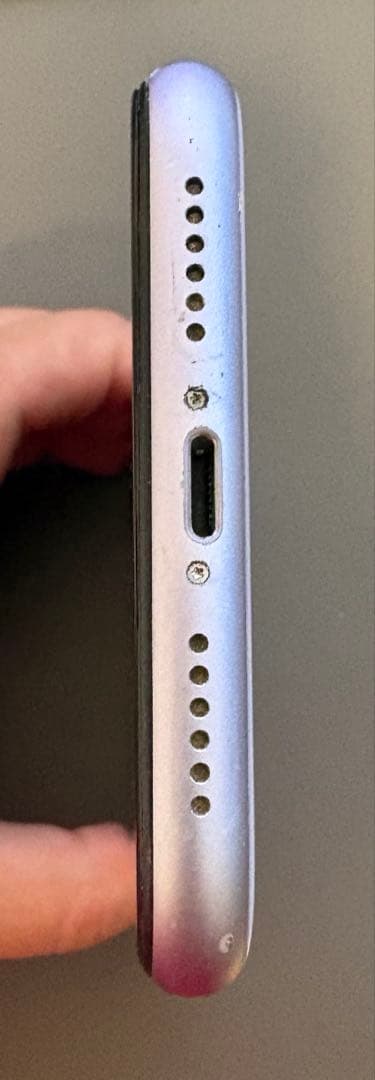 iPhone11 本体　128GB 一部不良あり