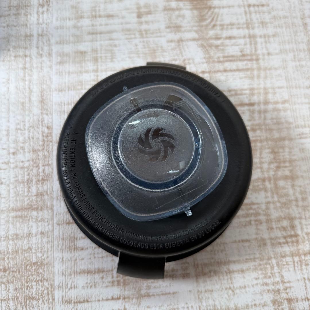 動作保証 Vitamix バイタミックス ブレンダー VM0111