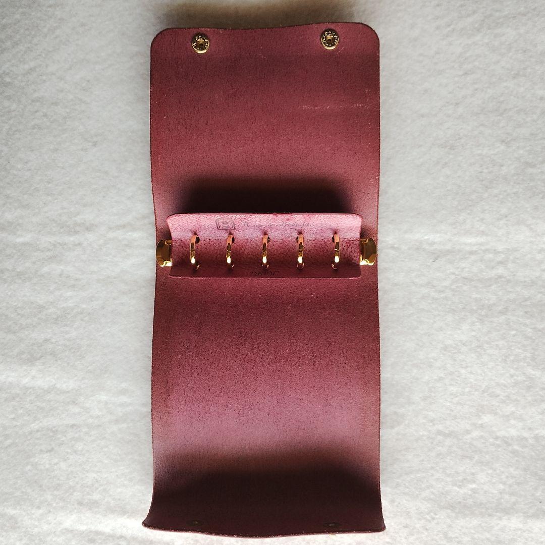 週末限定 キイロワークス　レザーm5スクエア手帳　アラスカレザーラズベリー