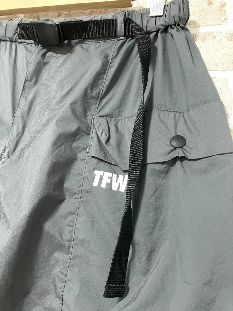 【24時間以内/匿名配送】美品 TFW49 メンズ ハーフパンツ Lサイズ