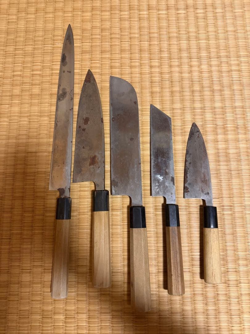 焼*オ様 子の日 包丁