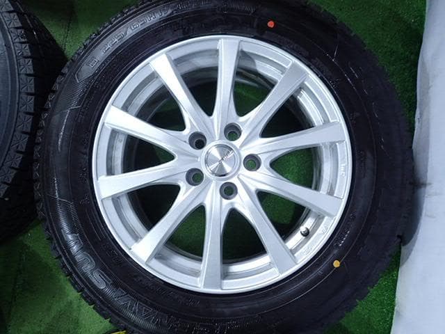 B1039【送料無料】スタッドレスタイヤ 225/65R17 4本セット