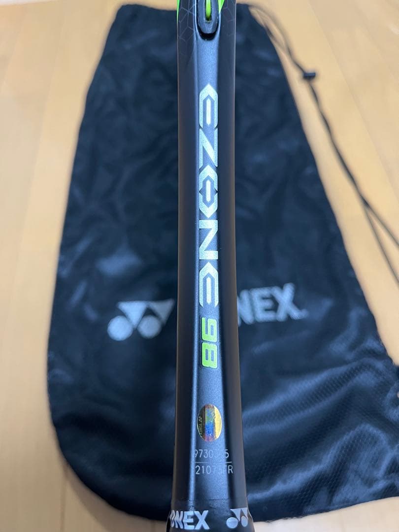 【美品】YONEX EZONE 98 2018年モデル テニスラケット