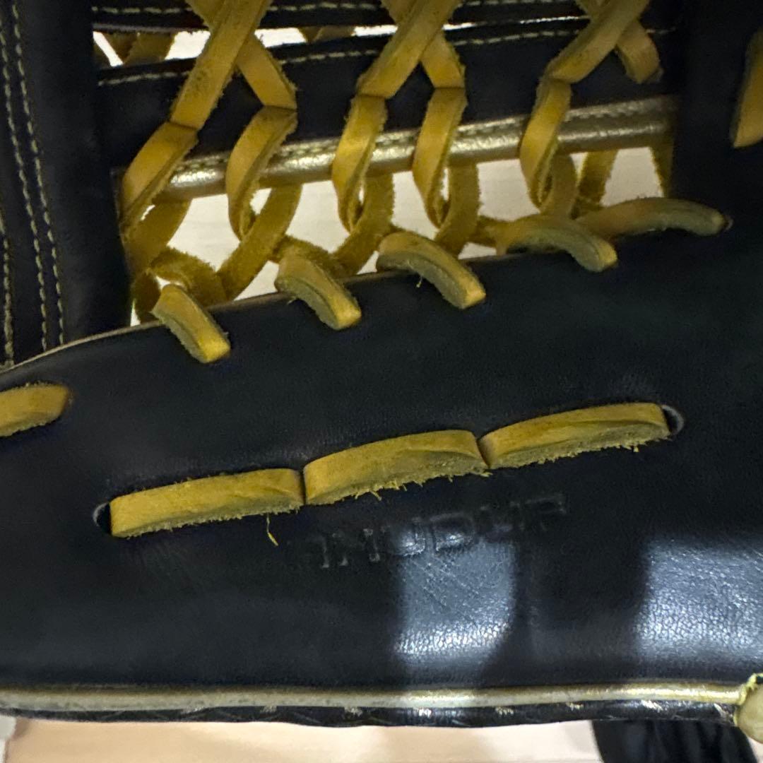 ウィルソン ワナビーヒーロー D5型　オールラウンド　グローブ袋付き