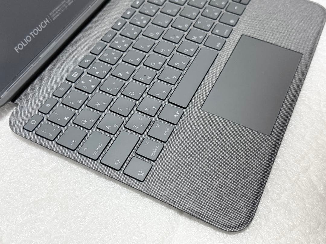極美品　logicool FOLIO TOUCH iPad Pro 11インチ用