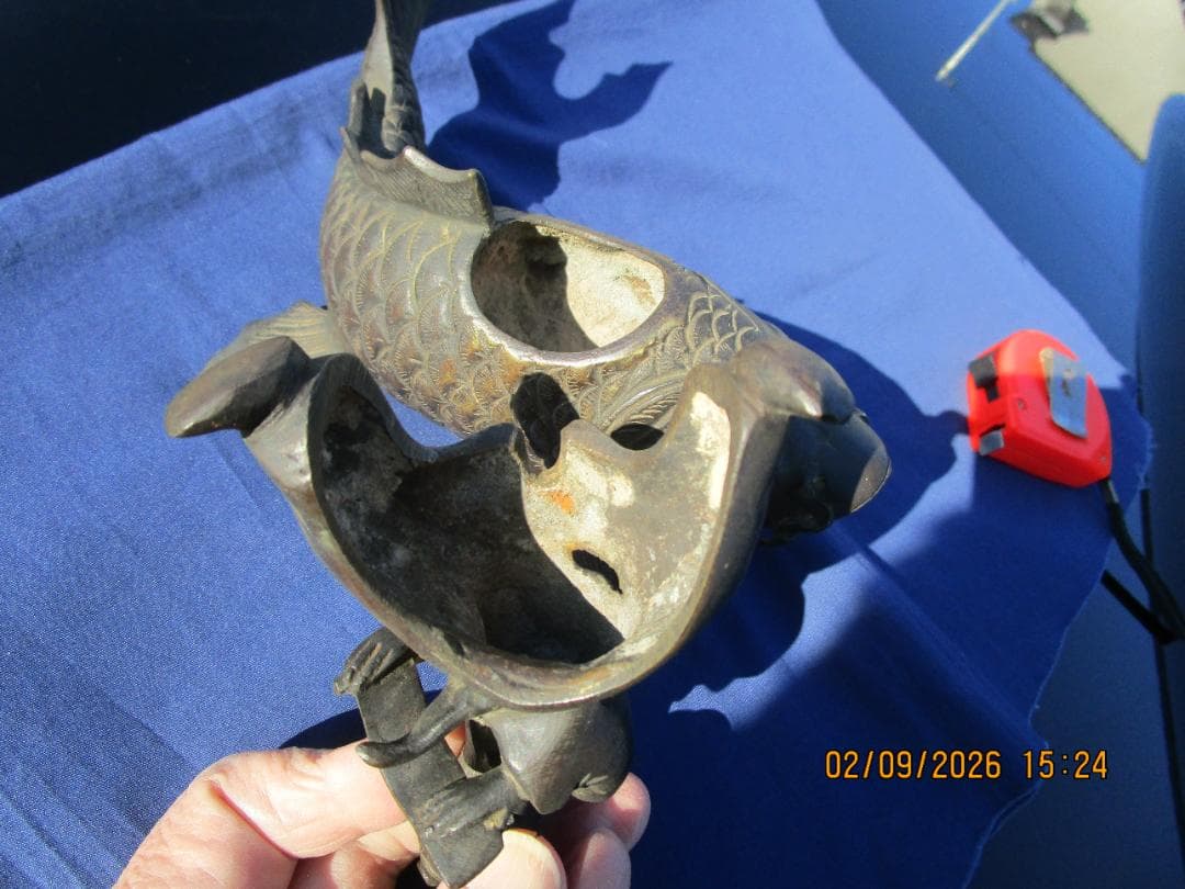 古銅　香炉　置物　乗ったり　書斎物　鯉仙人　程度良し　重さ約1230グラム　1体