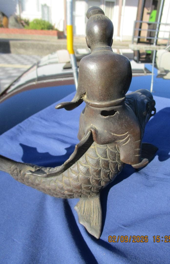 古銅　香炉　置物　乗ったり　書斎物　鯉仙人　程度良し　重さ約1230グラム　1体