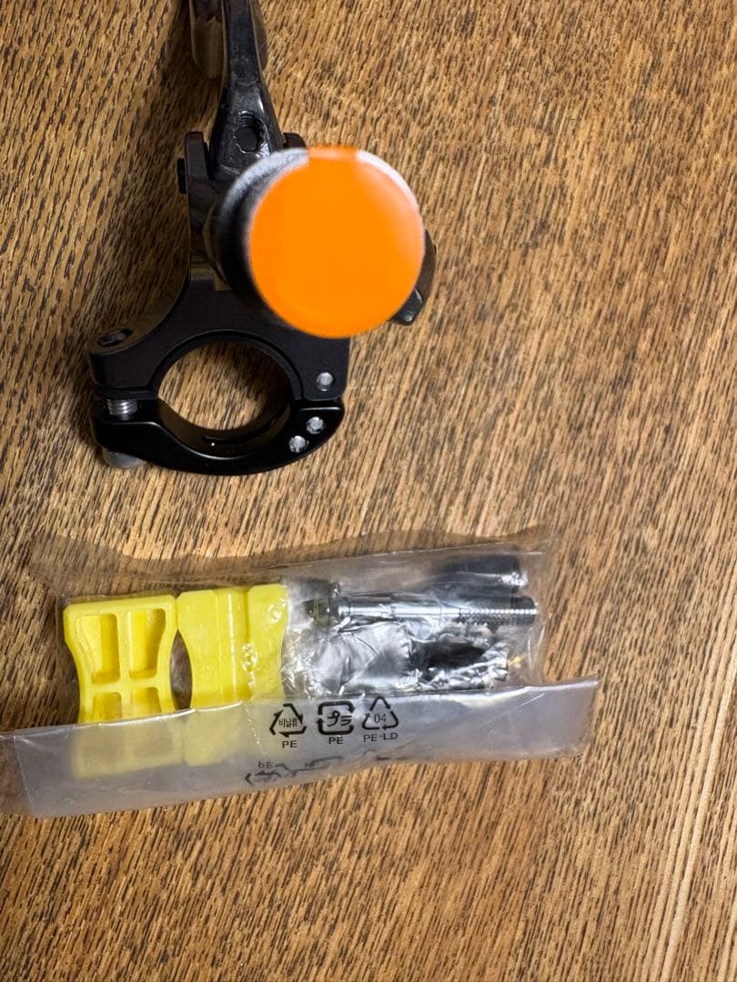 SHIMANO BL-M9000 ブレーキレバー（右のみ）