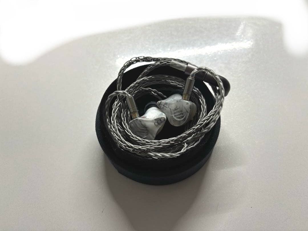 qdc white tiger イヤホン