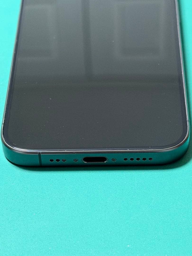 iPhone15 Pro 128GB ブラックチタニウム SIMフリー