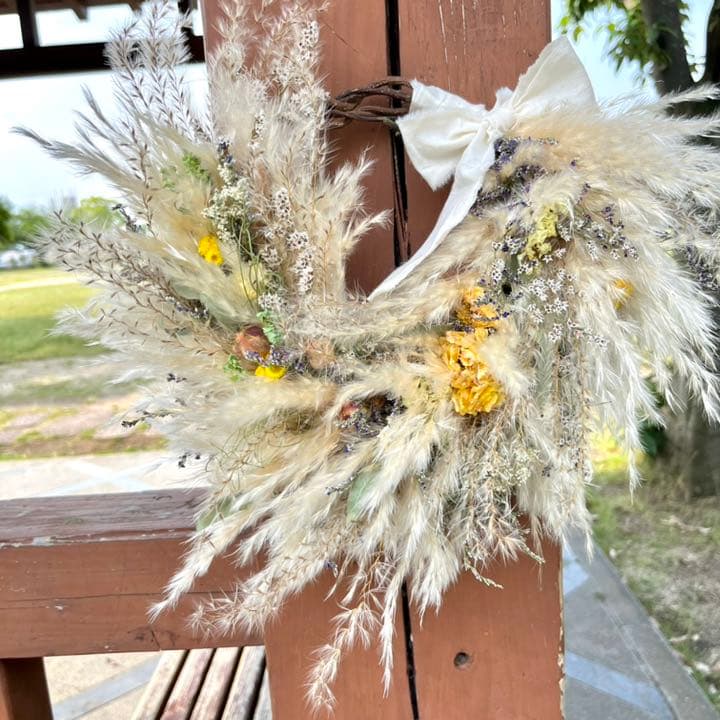 ナチュラルリース　パンパスグラス