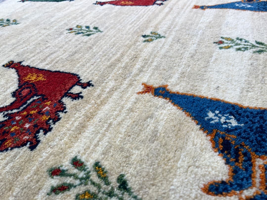 【キャンペーン】ペルシャ　ギャッベ　174×120　アイボリー　ベージュ　孔雀