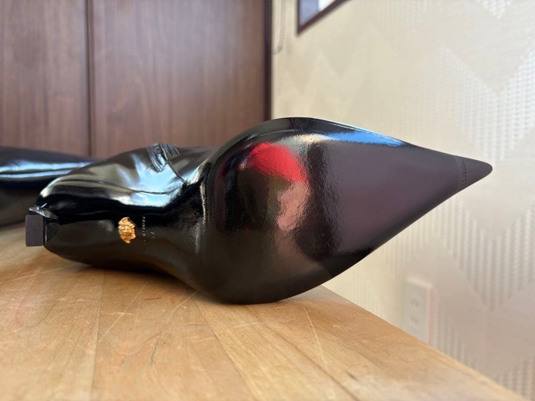 新春SALE!! 【新品】 VERSACE 本革 ハイヒール ロングブーツ