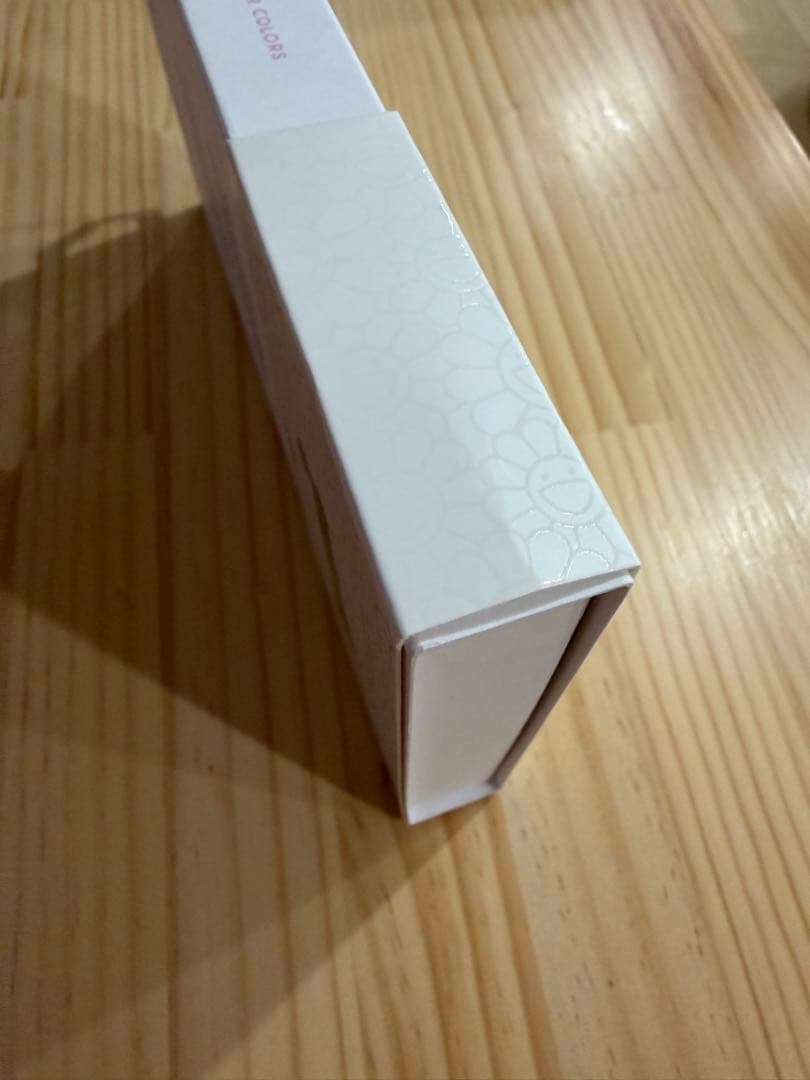 CASETiFY✖️村上隆 第３章フラワー(レインボー )iPhone17Pro用