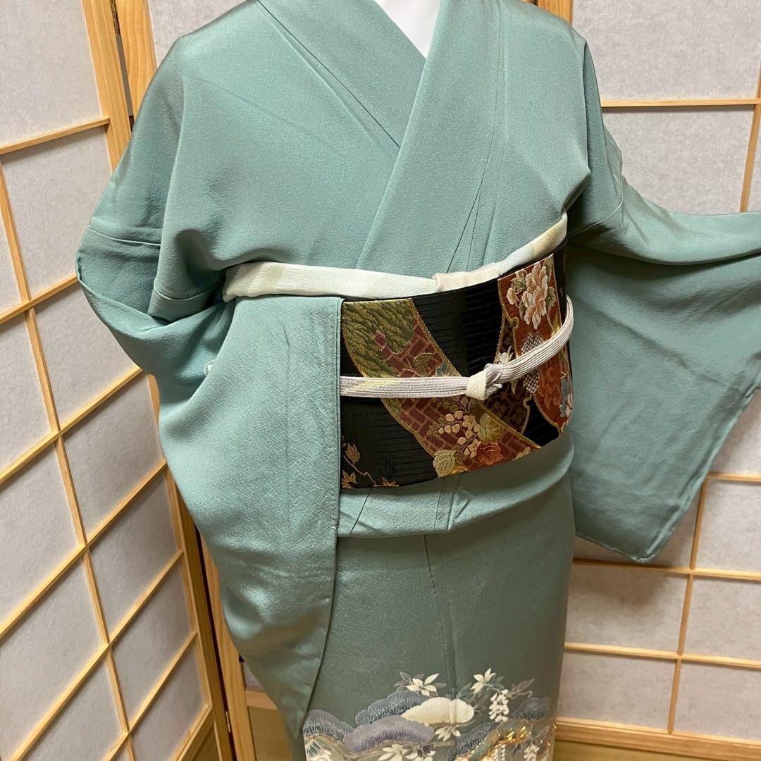 ［5832］色留袖 美品 未使用 駒刺繍 三つ紋 平四つ目 正絹 着物 袷