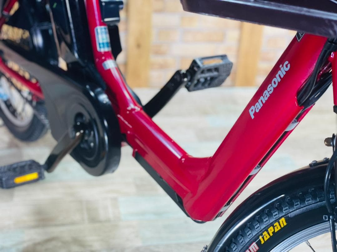 超人気 レッド 王様 ギュットアニーズ子供乗せ電動アシスト自転車 ZH2964